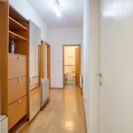 By The Sea - 21816 Šibenik