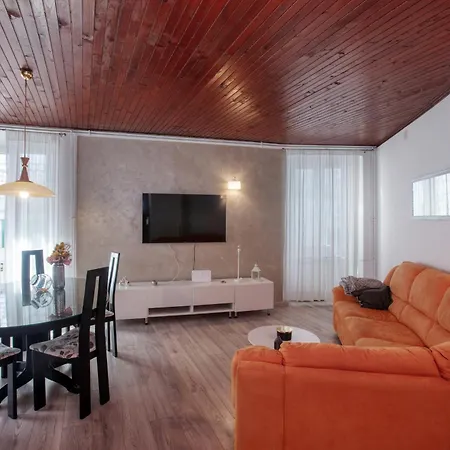 By The Sea - 21816 Šibenik