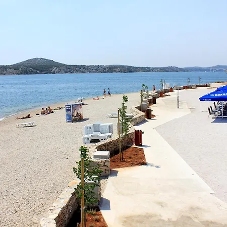 Appartement By The Sea - 21816