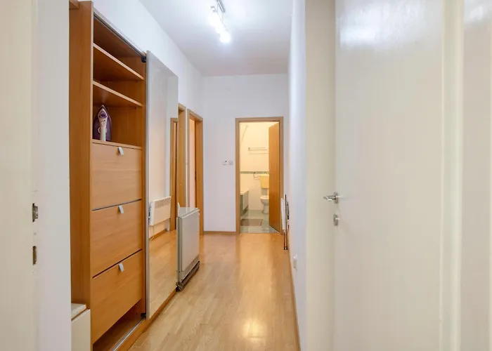 By The Sea - 21816 Šibenik