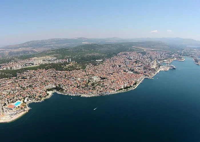 Apartment By The Sea - 21816 Sibenik